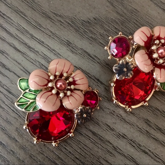 Anthropologie Floreat Cluster Earrings in Bordeaux - Picture 3 of 4